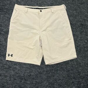 Under Armour Men's Cream Athletic Shorts